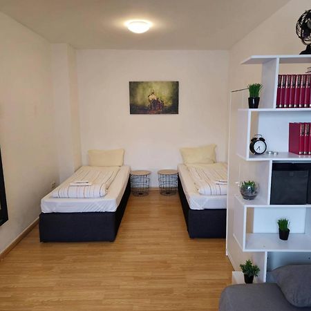 Praktische City Apartments Direkt Am Hauptbahnhof Neumünster Extérieur photo