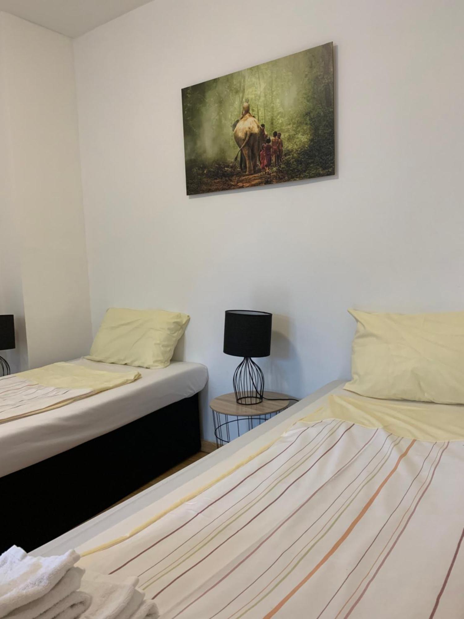 Praktische City Apartments Direkt Am Hauptbahnhof Neumünster Extérieur photo